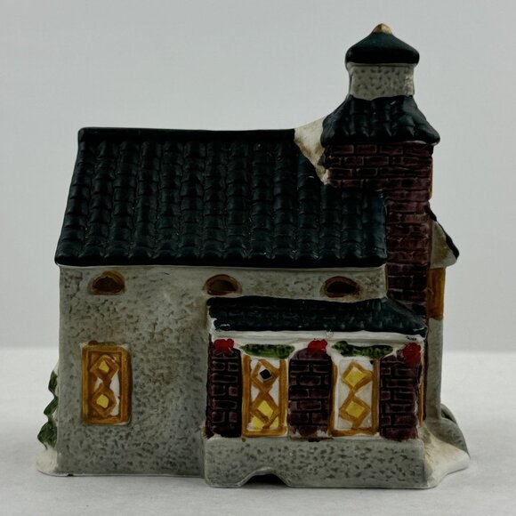 Vintage Ceramic Light-Up Christmas Village Schoolhouse Wreath Snow Small 4.5" - Picture 16 of 16